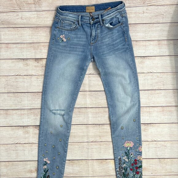 Driftwood Jackie Embroidered Jeans Size 26 Floral Distressed Light Wash Skinny - Picture 10 of 15